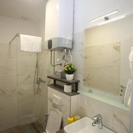 Romantica Apartment